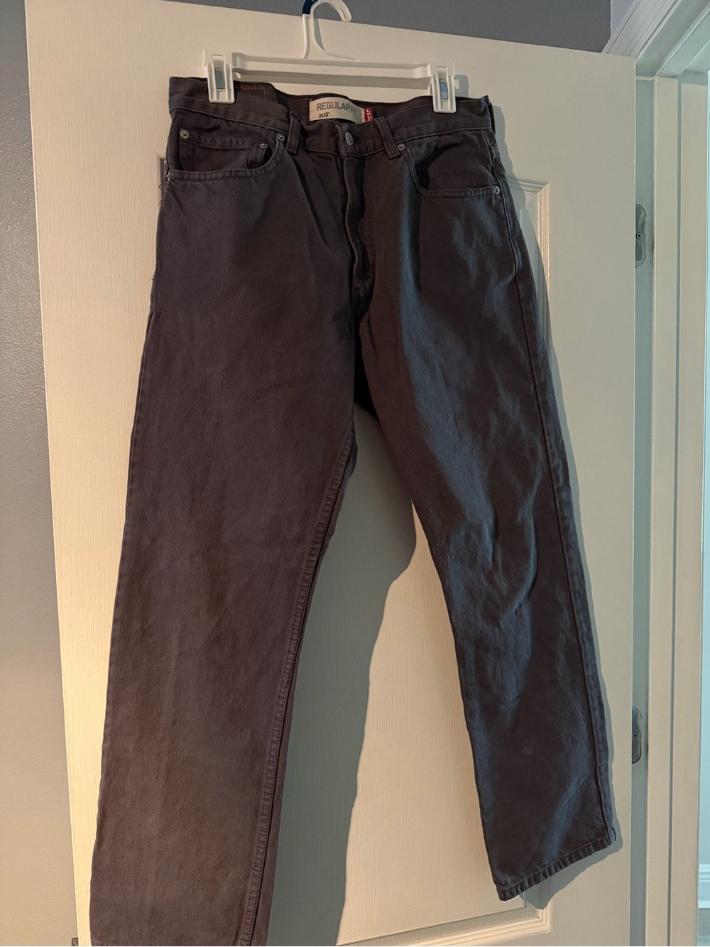 Men’s levi’s dark regular fit jeans
